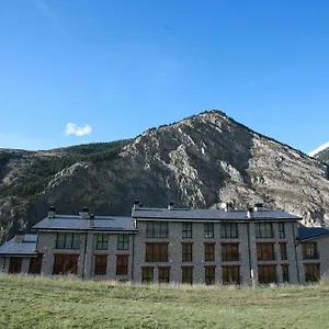 Obaga Blanca & Spa Канилло