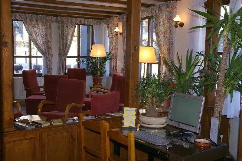 Hotel L'Ermita B&B Канилло